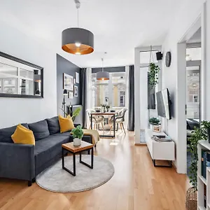  Apartment Stilvolle, Gemütliche Mitten Im Zentrum